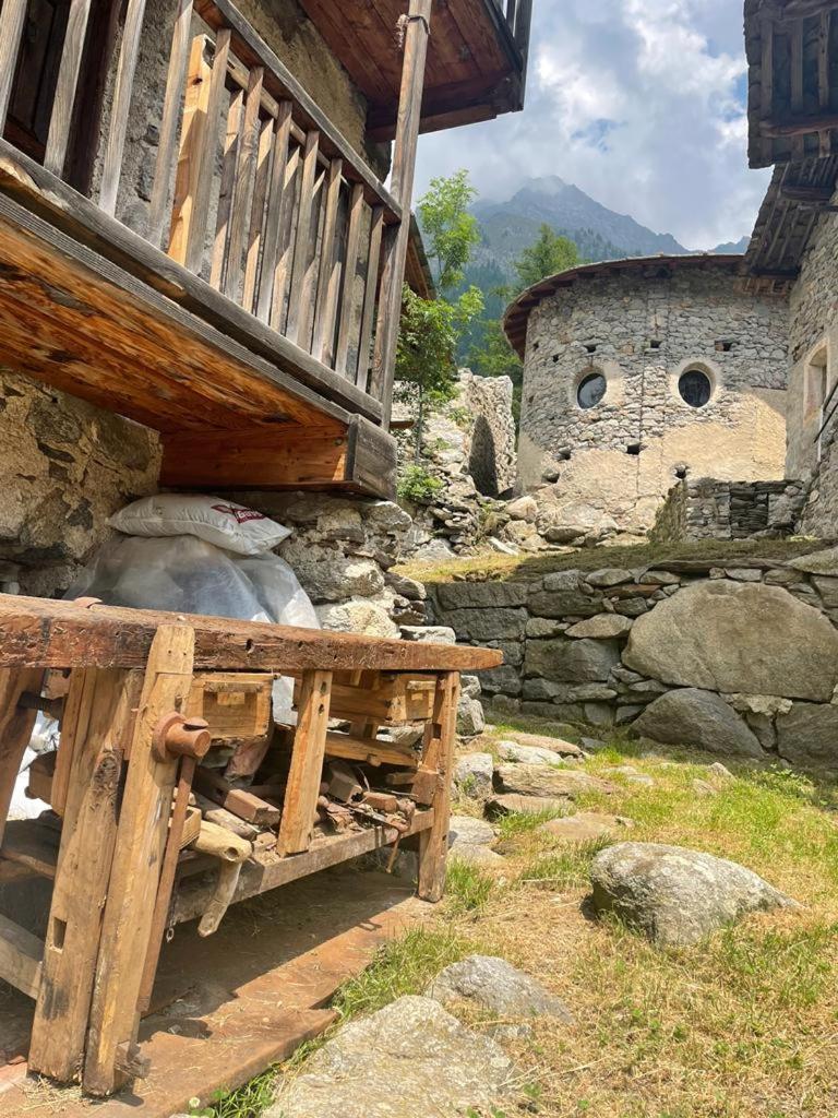 La Mura' - Il Vostro Posto Nel Gran Paradiso Ronco Canavese Luaran gambar